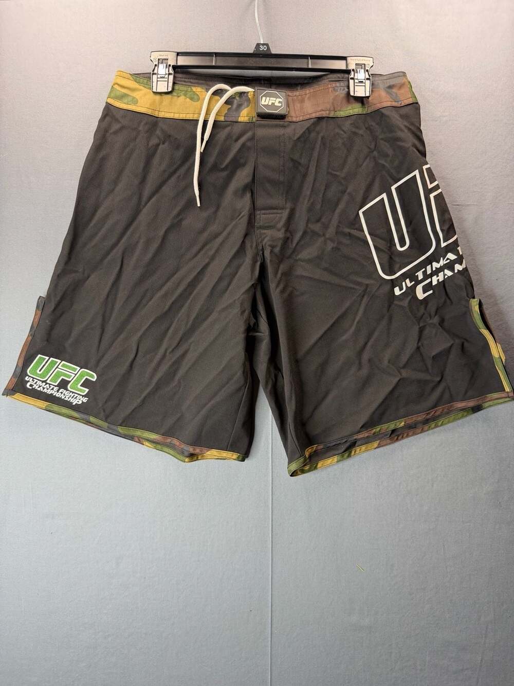 Rare Y2K Ufc Ultimate Fighting Championship Shorts Sample Size 32 Black Camo Mma